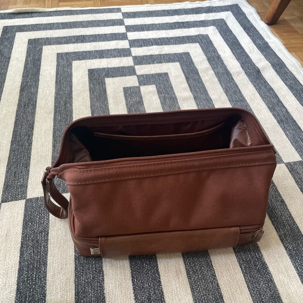 Maple BEIS Dopp kit